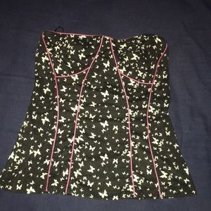 Butterfly top